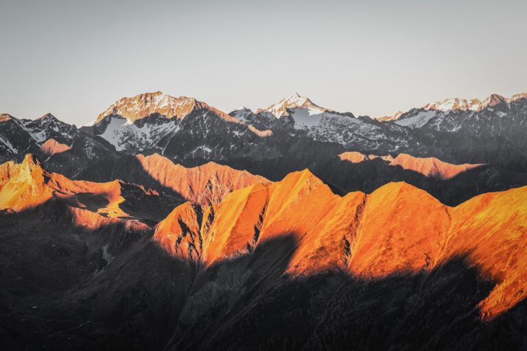 Photo Mountain peak