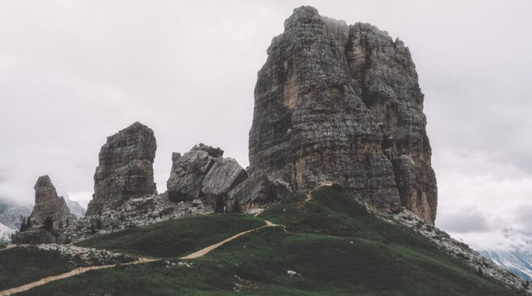 Photo Mountain peak