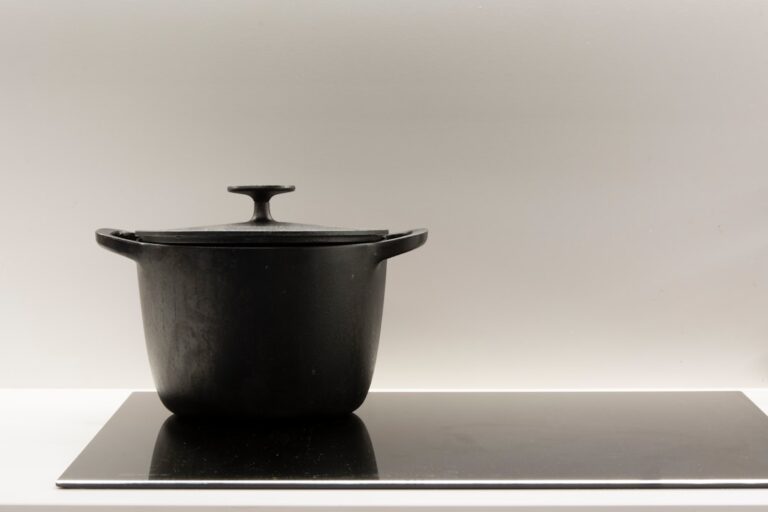 Photo Cooking pot