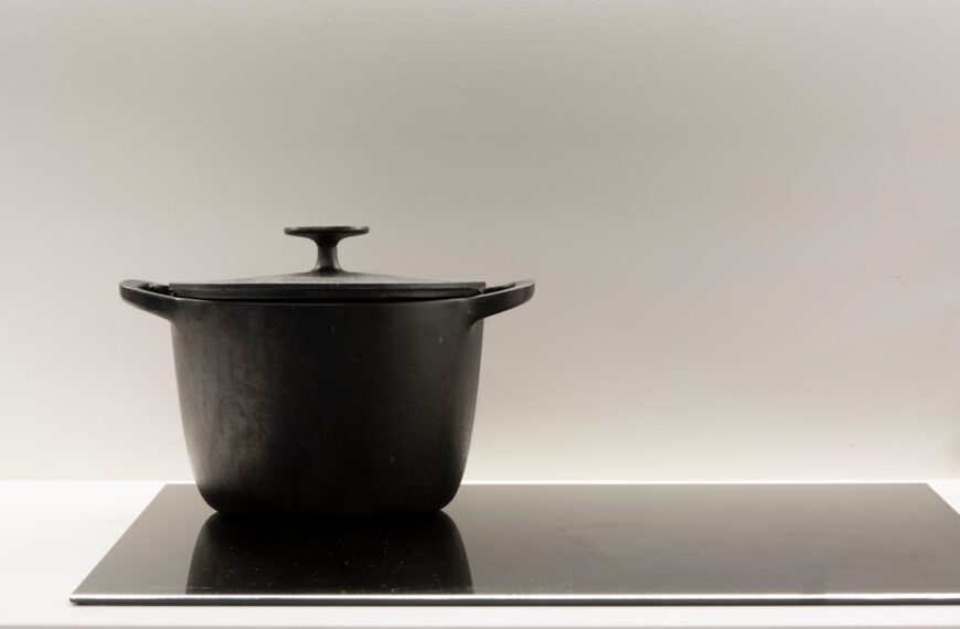 Photo Cooking pot